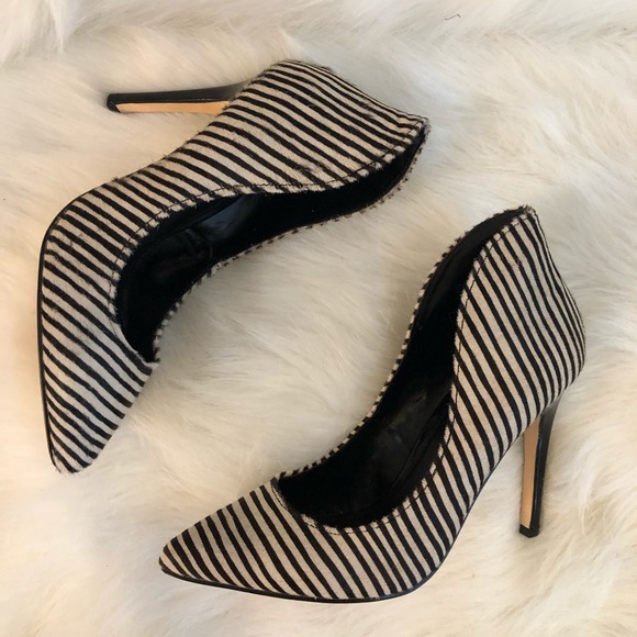 Express Shoes - Express pony hair Zebra pumps